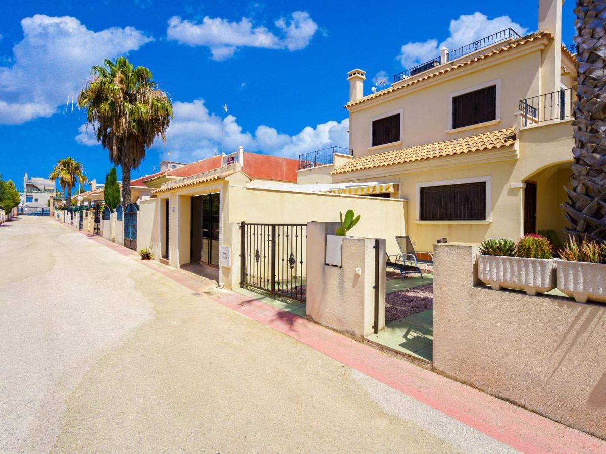 Belvilla By Oyo Casa Noain Torrevieja Bilik gambar